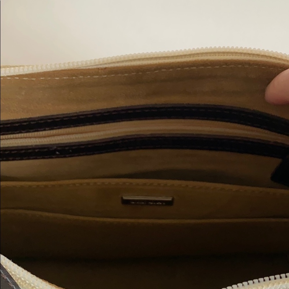 Purse - Picture 4 of 4